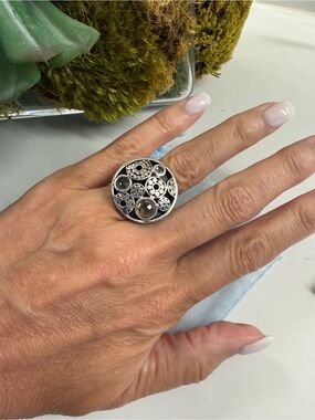 Sterling Silver Cluster Ring with On Trend Brown/Tan stones — 925 Silver, Size 8